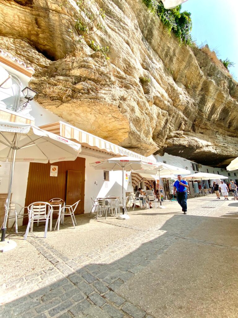 Setenil de las Bodegas