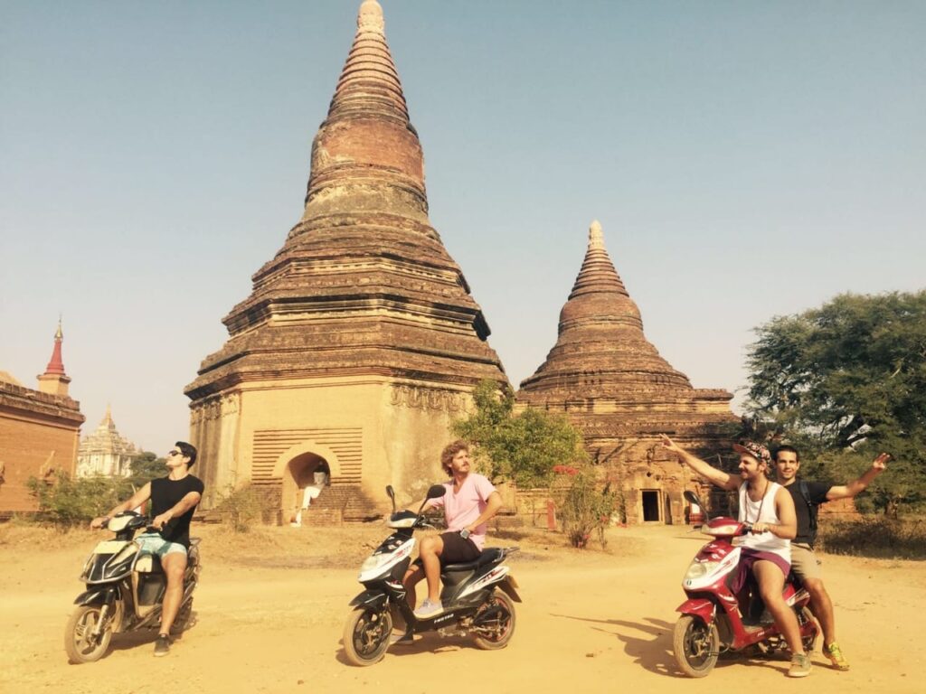 Templos y Pagodas de Bagan