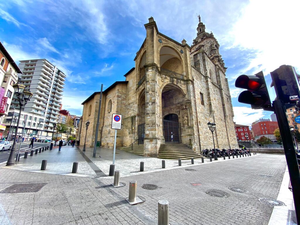 Iglesia de San Antón - que ver y hacer en bilbao