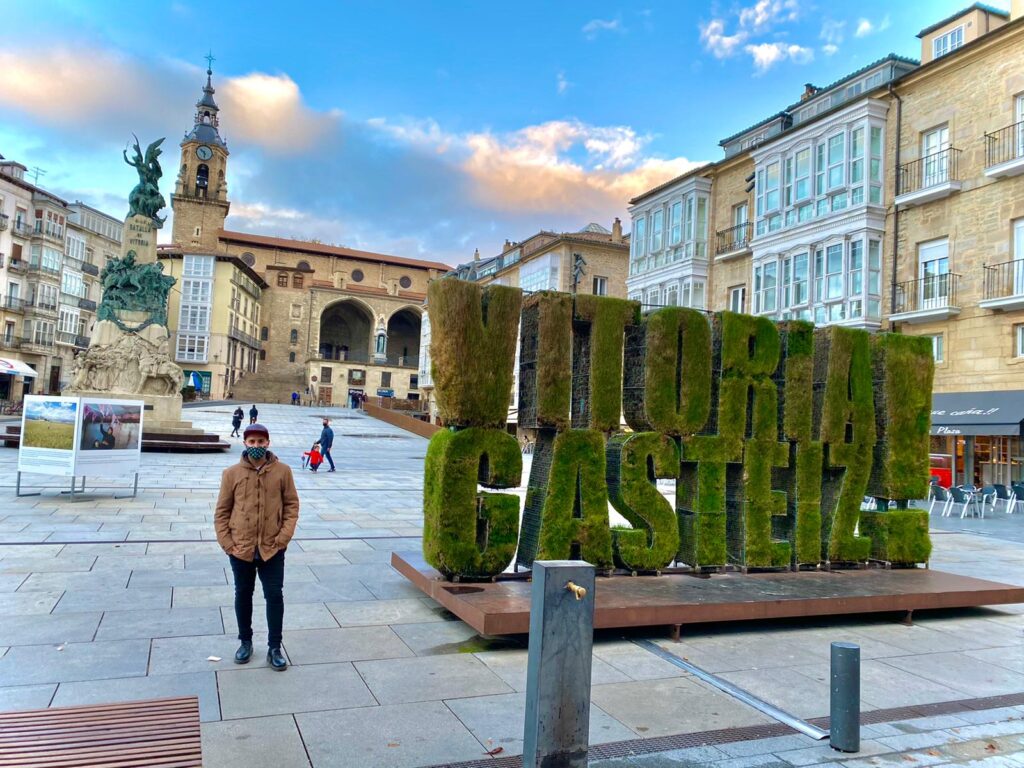 Plaza de la Virgen Blanca