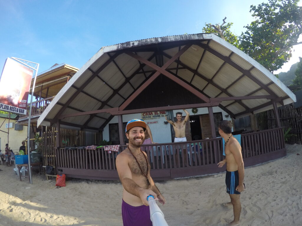 Alojamiento sobre la playa en El Nido