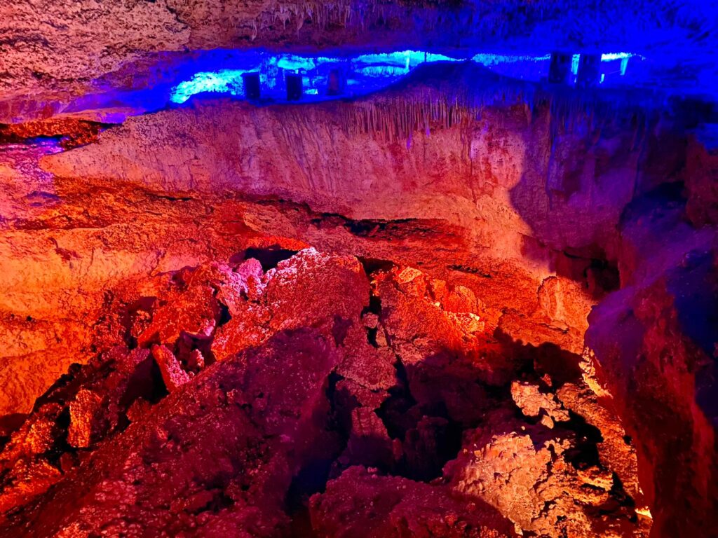 Fosa del Infierno - Cuevas dels Hams