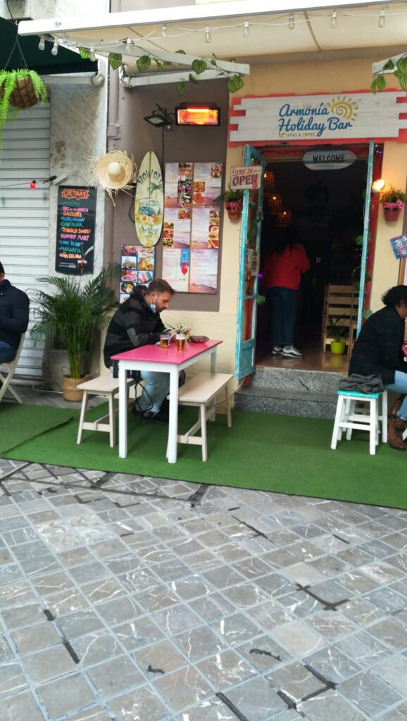 Armonía Holiday Bar