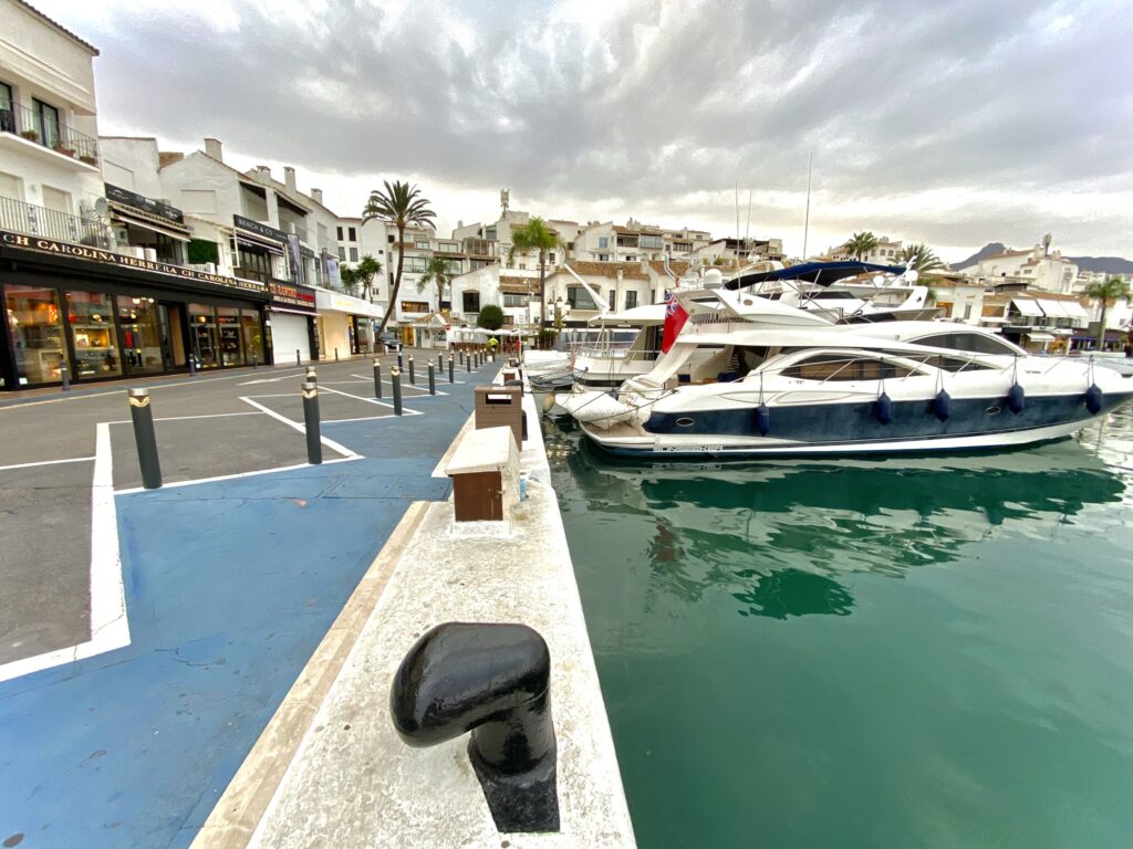Puerto Banús