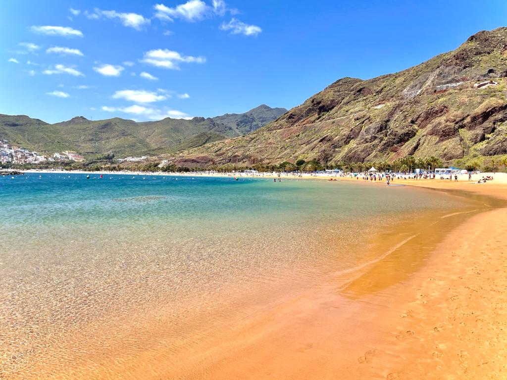 Playa de las Teresitas - lugares imperdibles de Tenerife