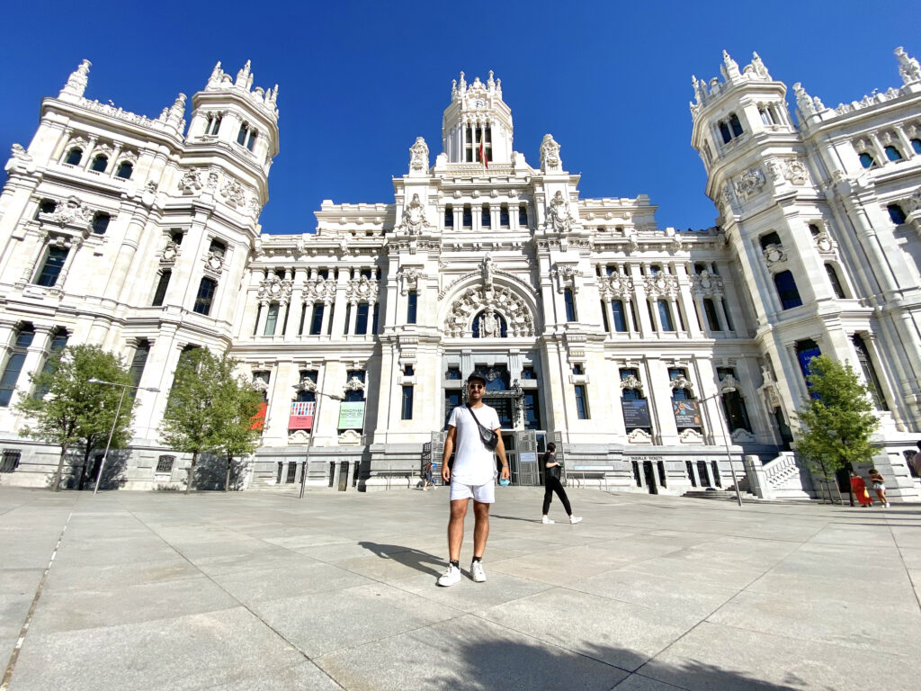 Lugares que no podemos dejar de ver en Madrid - Palacio de Cibeles