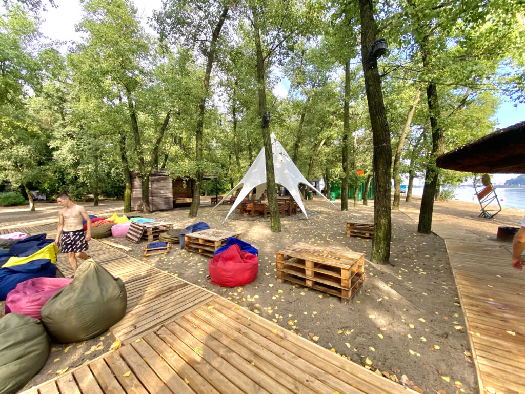 Playa sobre el Río Dniéper