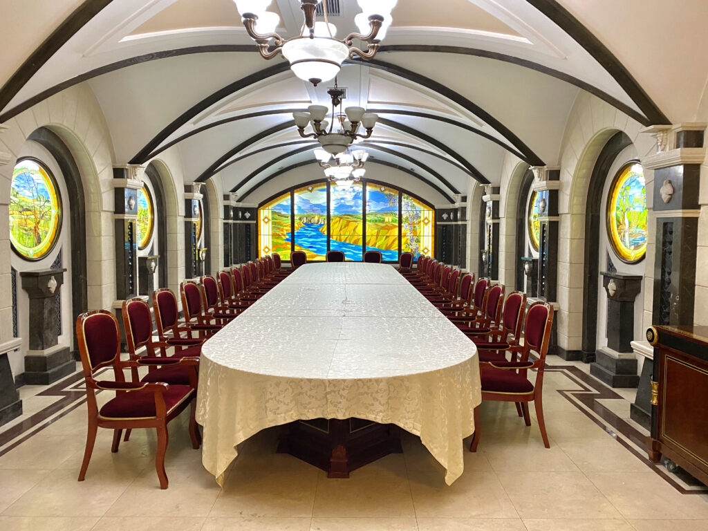 La Sala Europea  - visita a la Bodega Cricova