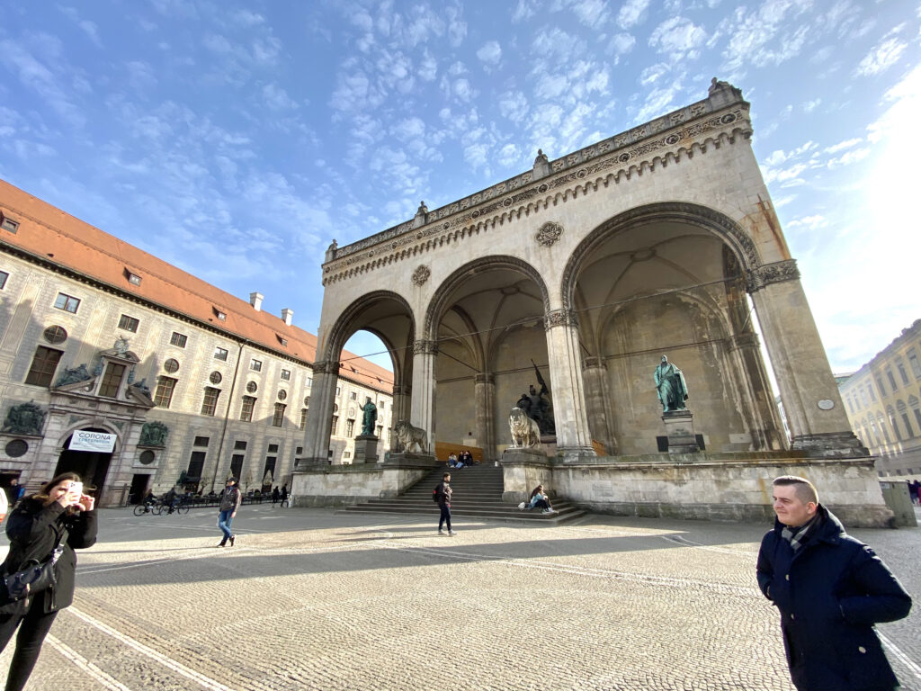 La Logia de los Generales y Odeonsplatz