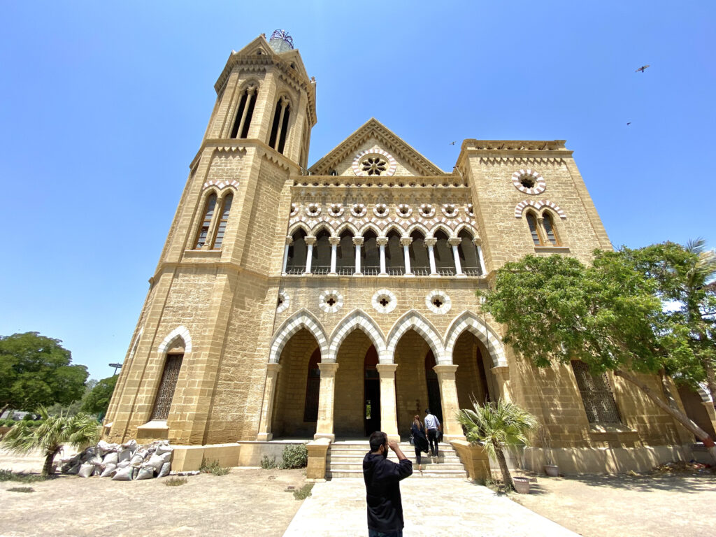 Frere Hall - que ver en karachi