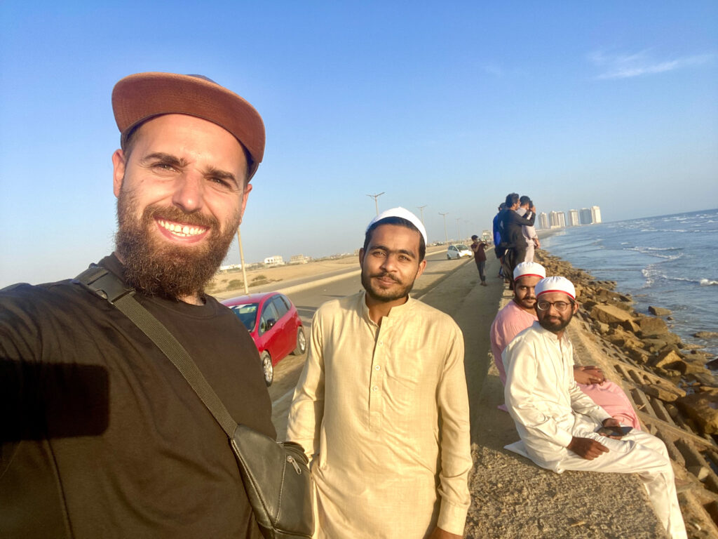 Costanera rumbo a Do Darya