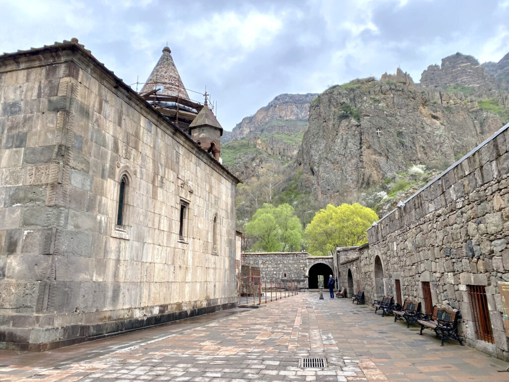 Monasterio de Geghard Armenia