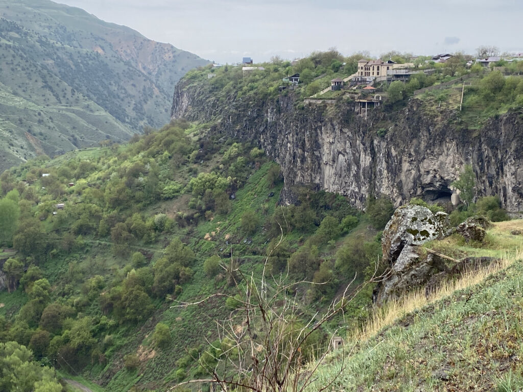 Vistas desde el Templo Pagano de Garni