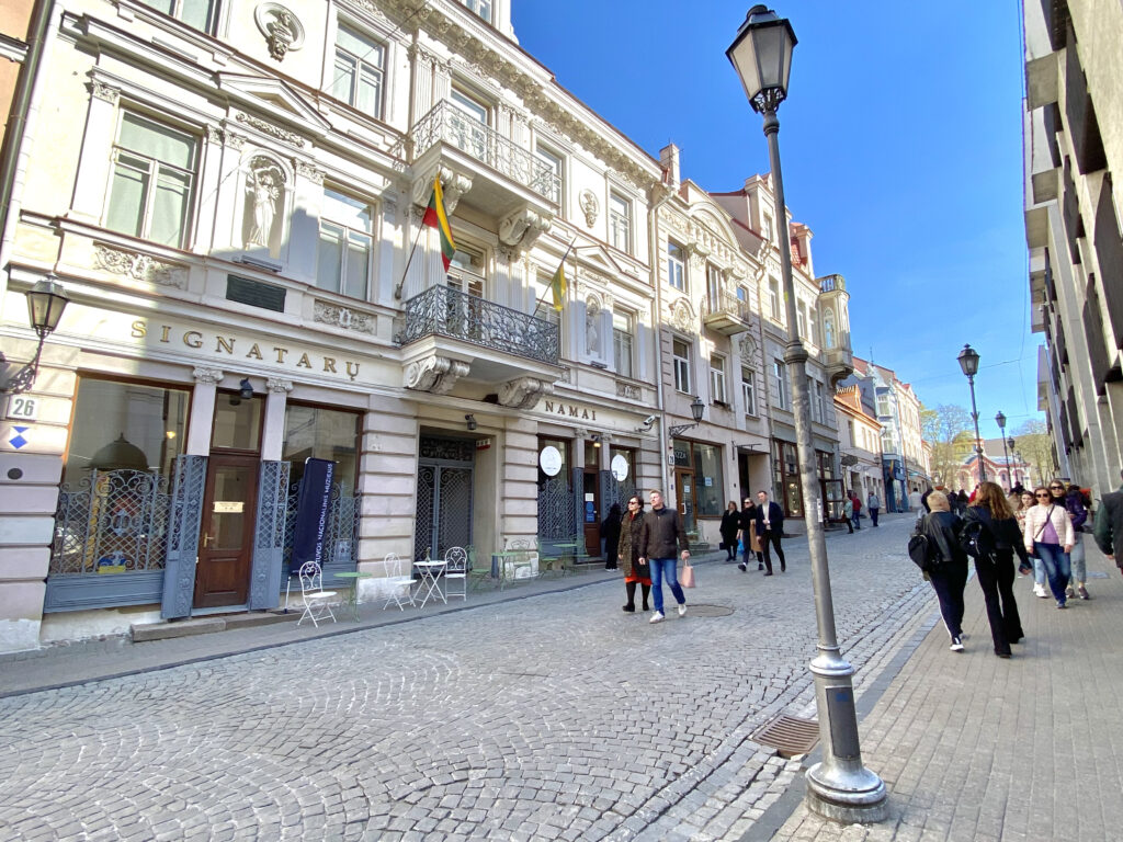 Calles Didzioji, Ausros Vartu & Pilies - las mejores calles de vilna