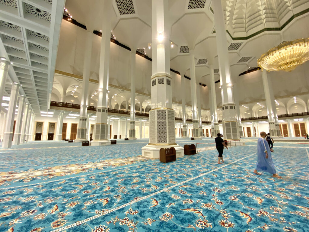 La Gran Mezquita de Argel - el país mas grande de África