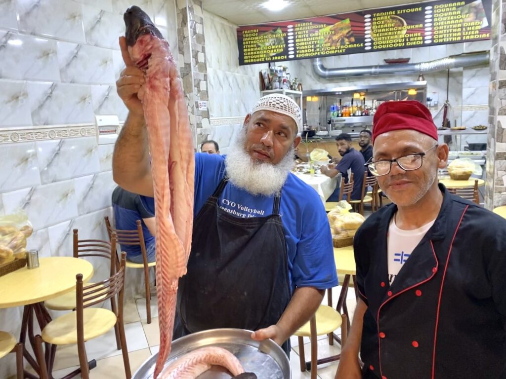 Lugares de comida bien local en la Casbah