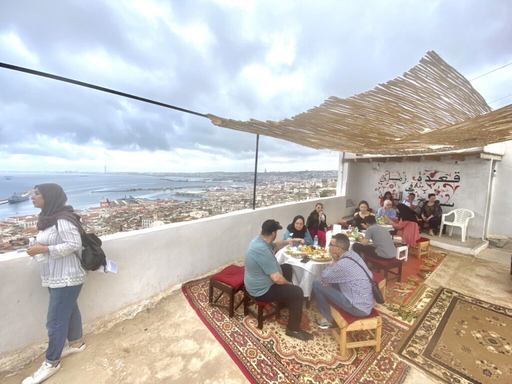 Stah El Bahdja - Mirador en la Casbah de Argel