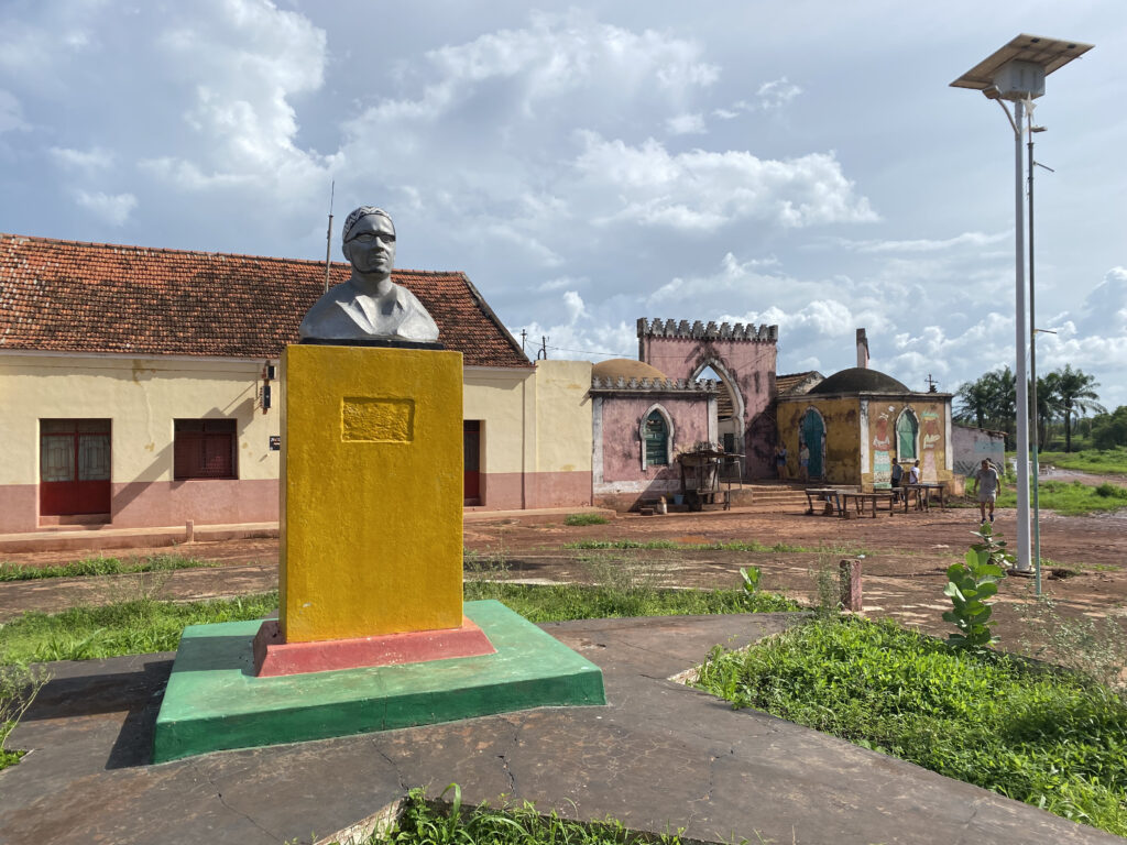 Monumento a Amílcar Cabral - Bafatá - Guinea Bissau