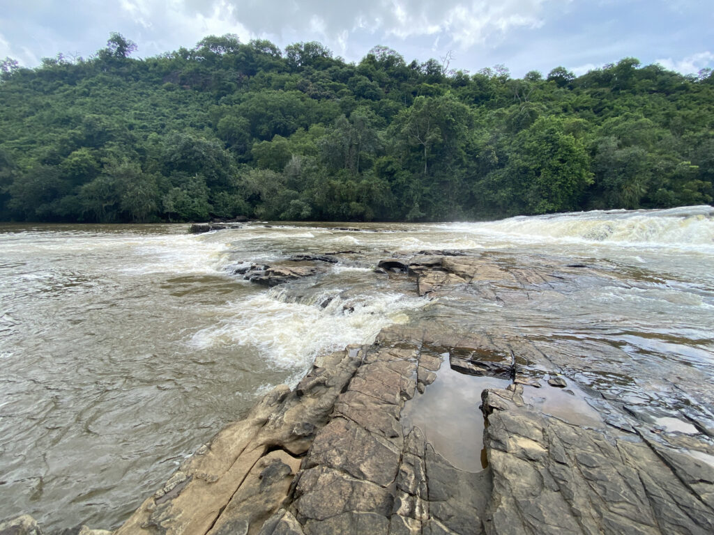 Kambadaga Falls