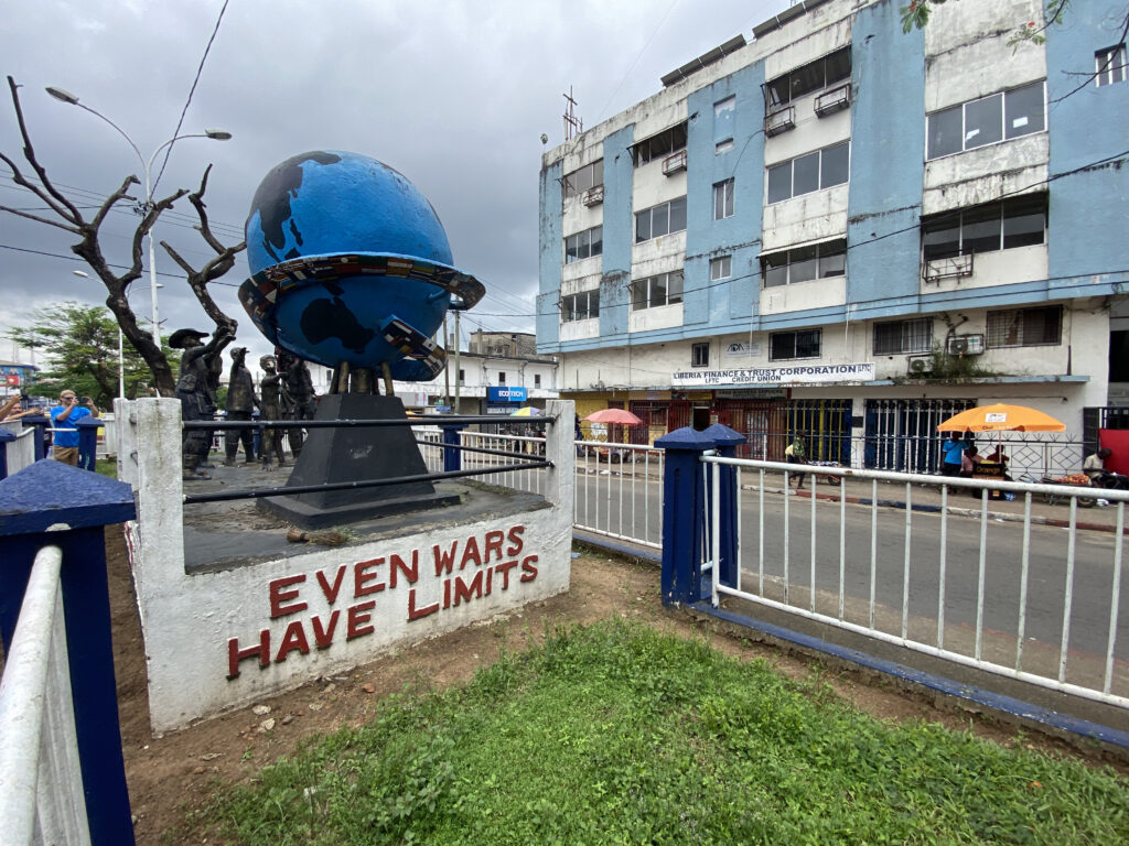 Broad Street - Monrovia, la capital de Liberia