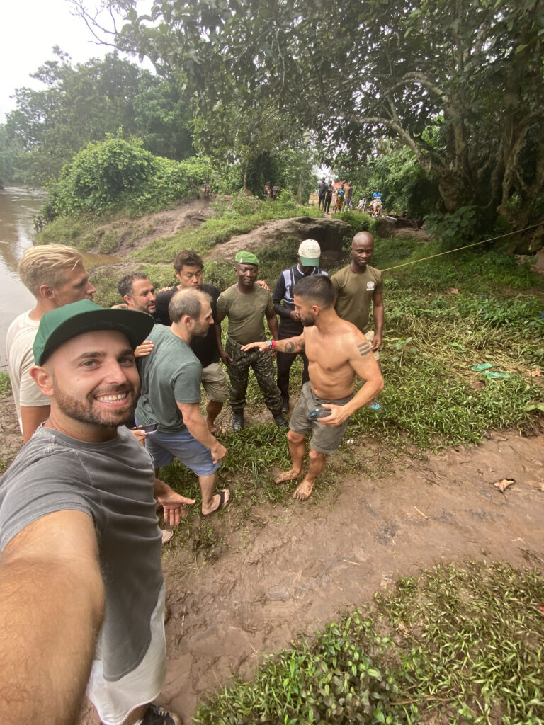 Pisamos tierra en Guinea