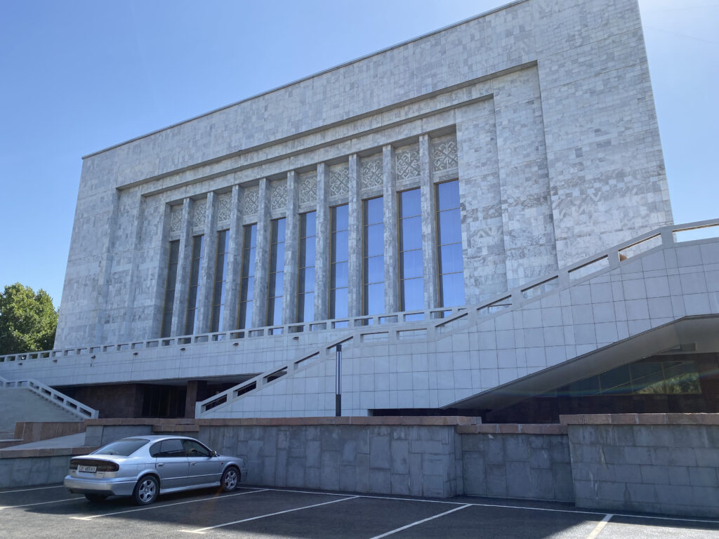 El Museo de Historia - que ver en Bishkek