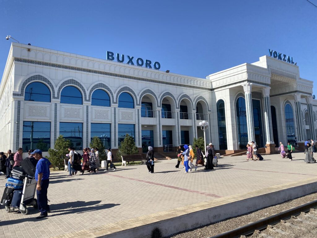 Estación de Tren de Bujará