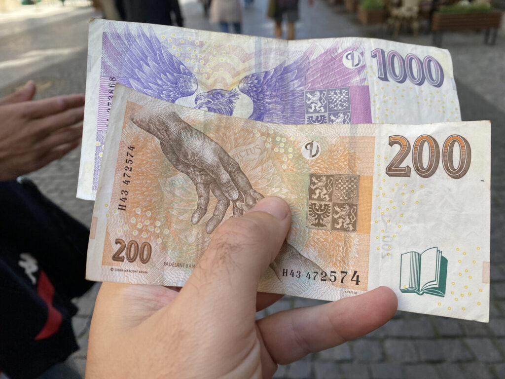 Que moneda se usa en República Checa