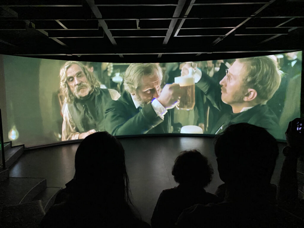 Cine Pilsner Urquell