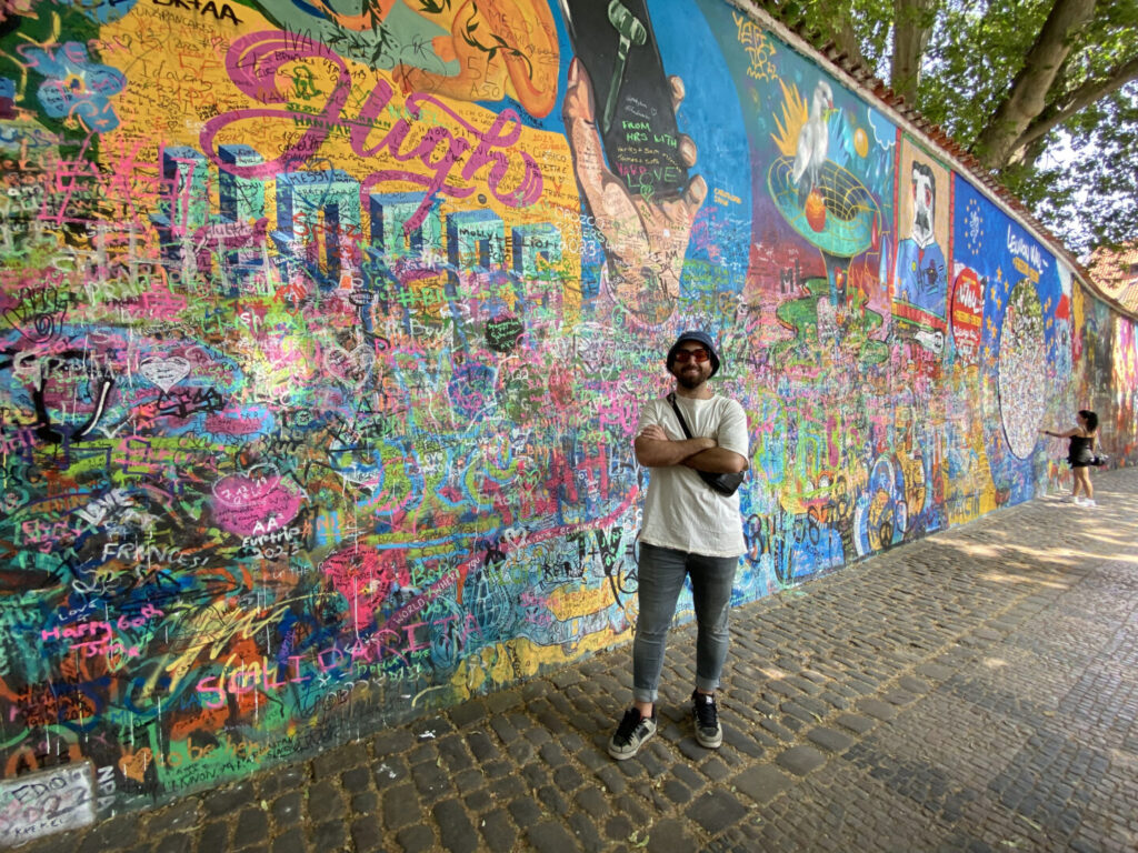 Muro de John Lennon - Que ver en Praga