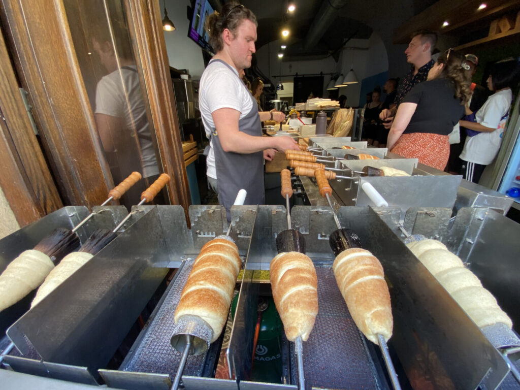 Trdelník - Que comer en Praga