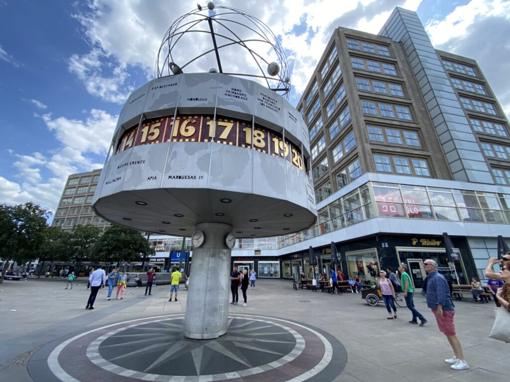 Alexanderplatz - lugares para visitar en Berlín