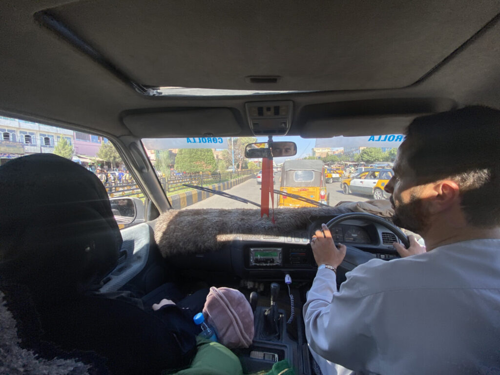 Como moverse por Afganistán