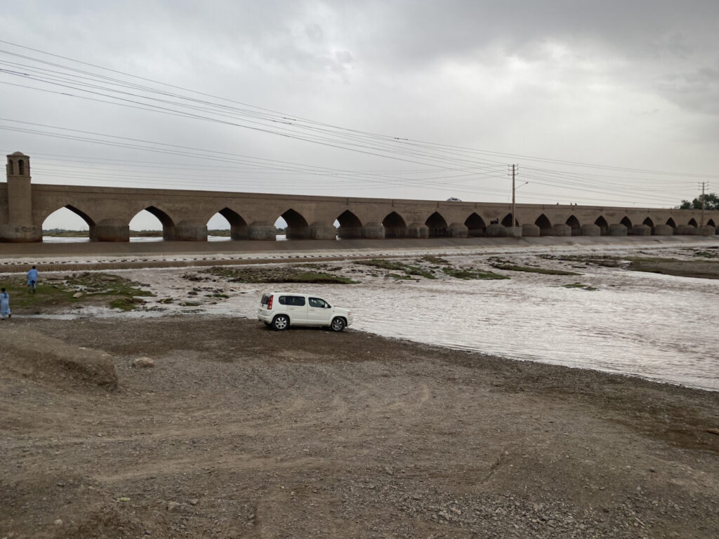 Puente sobre el Río Harirud Herat